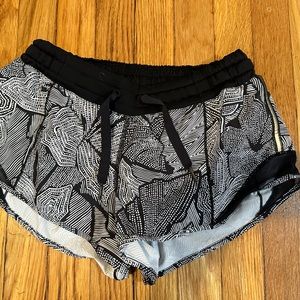 Lululemon Hotty Hot Shorts